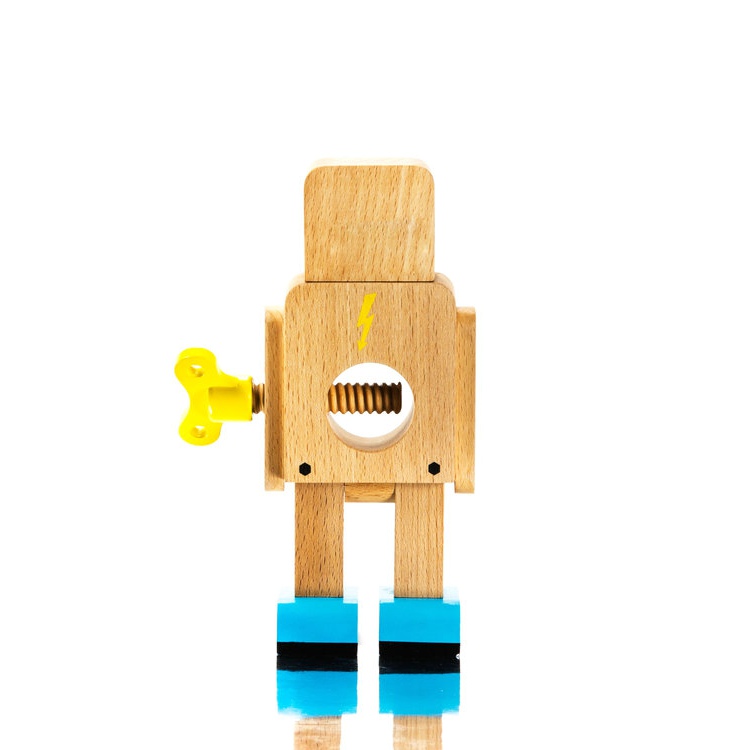 robot-nut-cracker-3