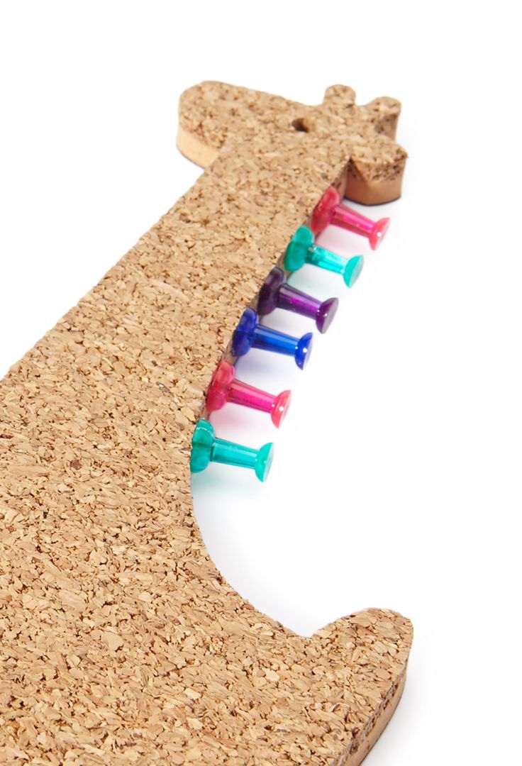 giraffe-corkboard-magnet-4